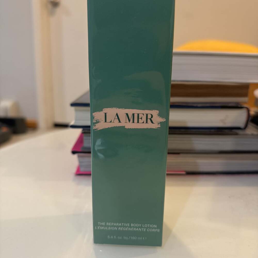 La Mer The Reparative Body Lotion